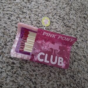 Pink Pony Club Claw Clip